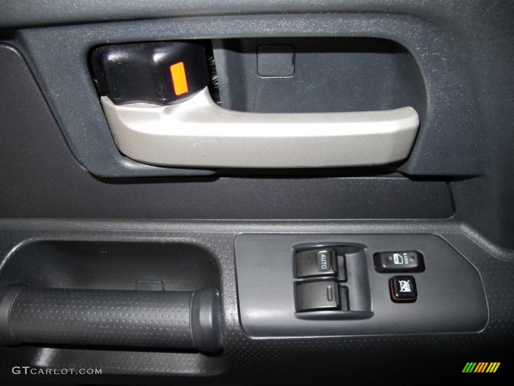 2008 Toyota FJ Cruiser Standard FJ Cruiser Model Controls Photo #42333251