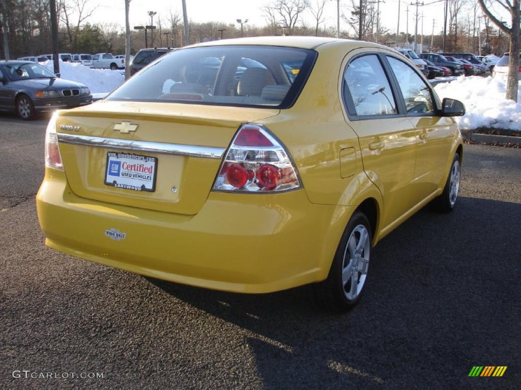 2010 Aveo LT Sedan - Summer Yellow / Neutral photo #4