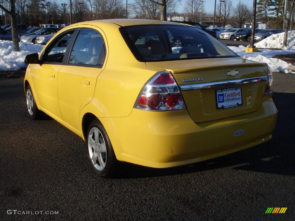 2010 Aveo LT Sedan - Summer Yellow / Neutral photo #6