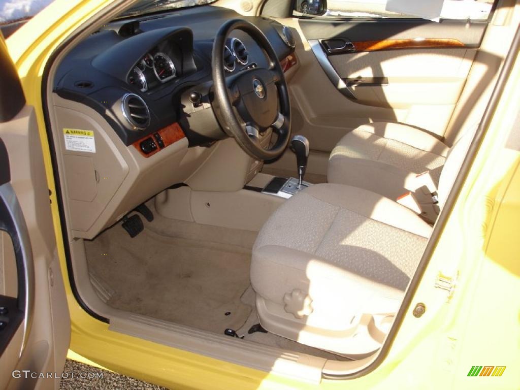 2010 Aveo LT Sedan - Summer Yellow / Neutral photo #10