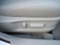 Super White - Camry XLE Photo No. 17