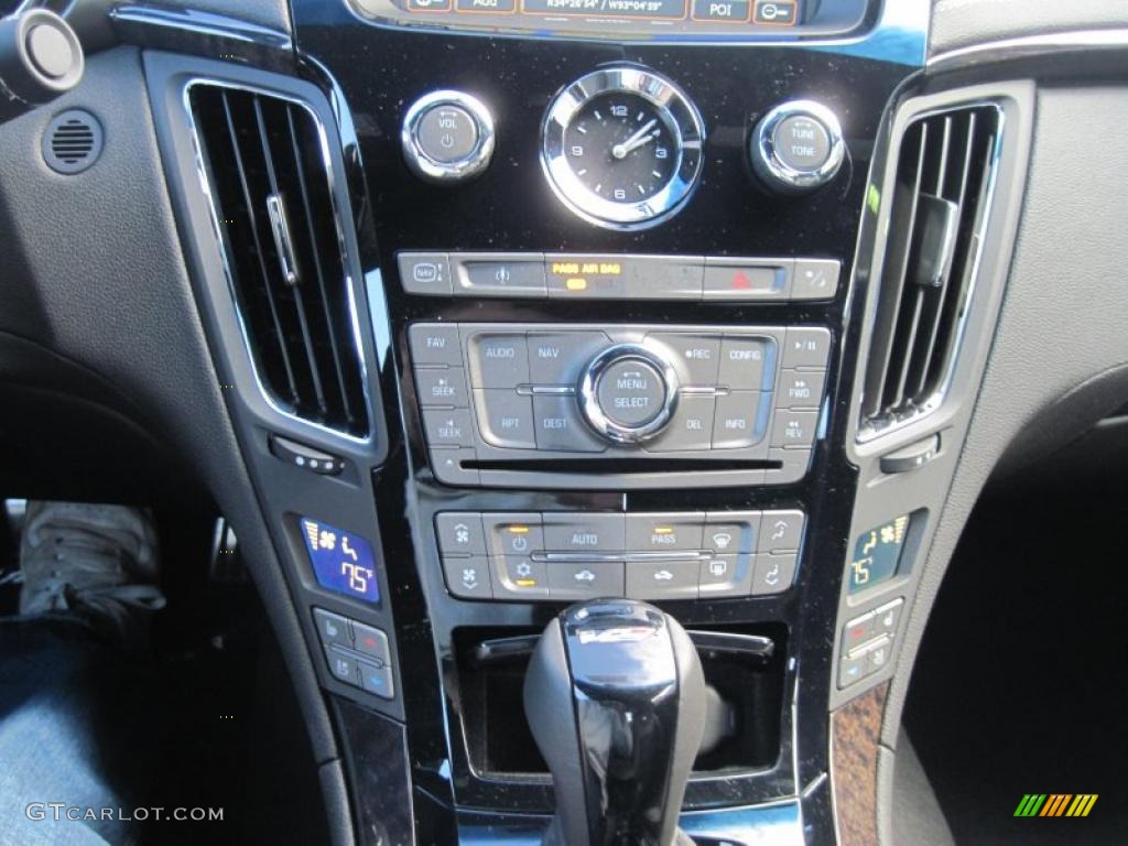 2011 Cadillac CTS -V Coupe Controls Photo #42338360