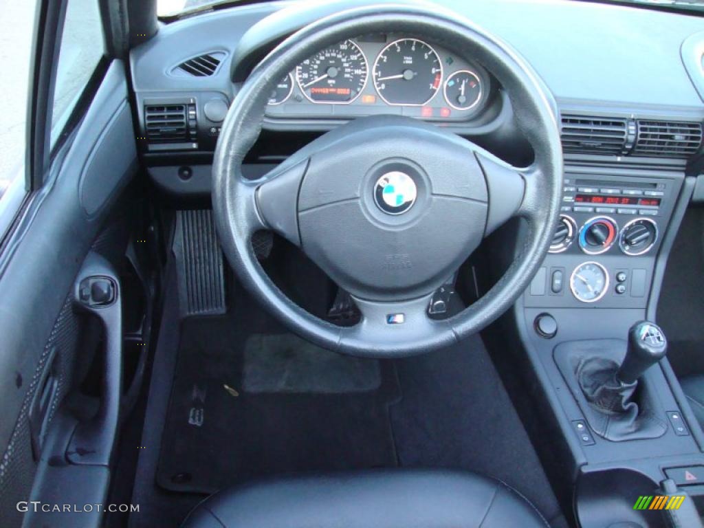 2000 BMW Z3 2.3 Roadster Black Steering Wheel Photo #42338620