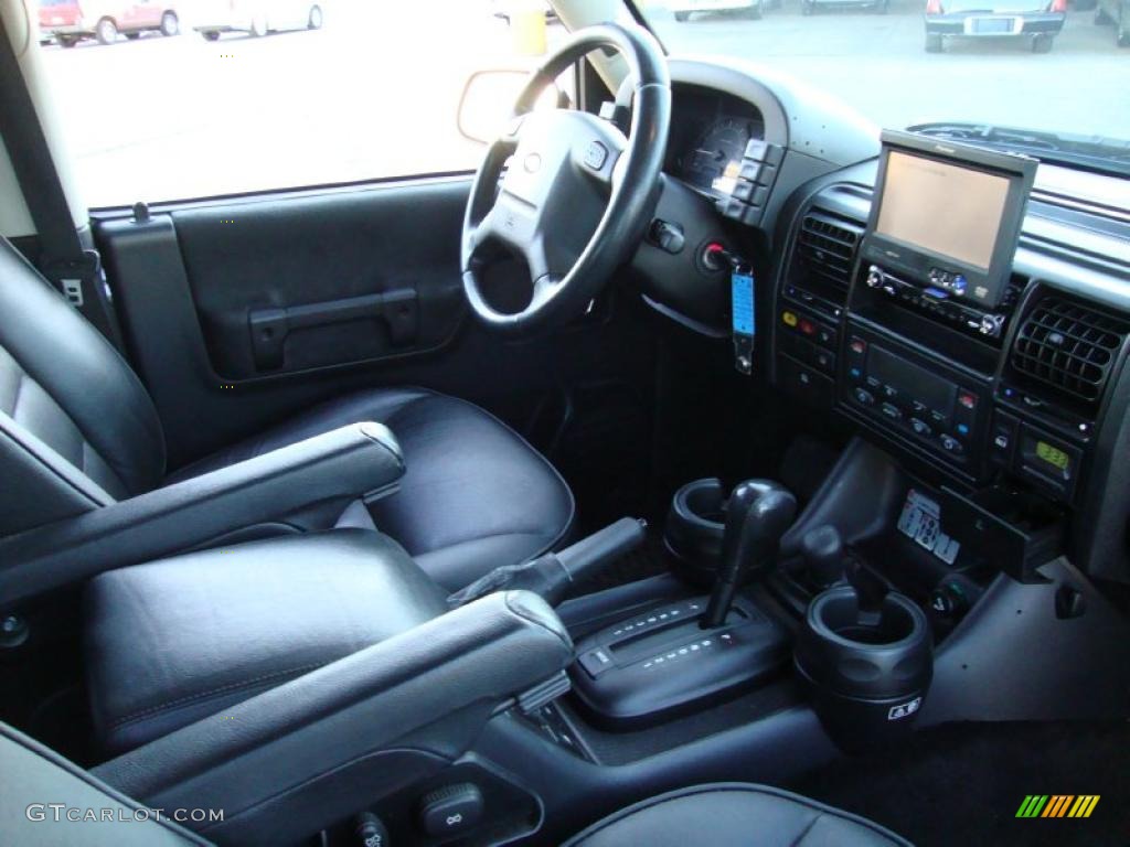 Black Interior 2003 Land Rover Discovery SE Photo #42339076