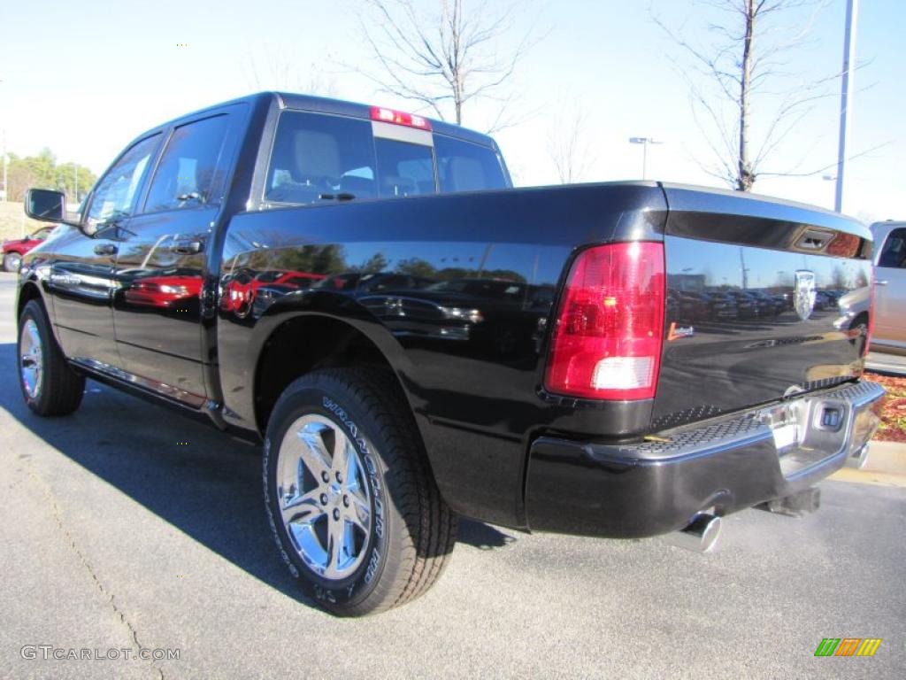 2011 Ram 1500 Sport Crew Cab - Brilliant Black Crystal Pearl / Dark Slate Gray photo #2