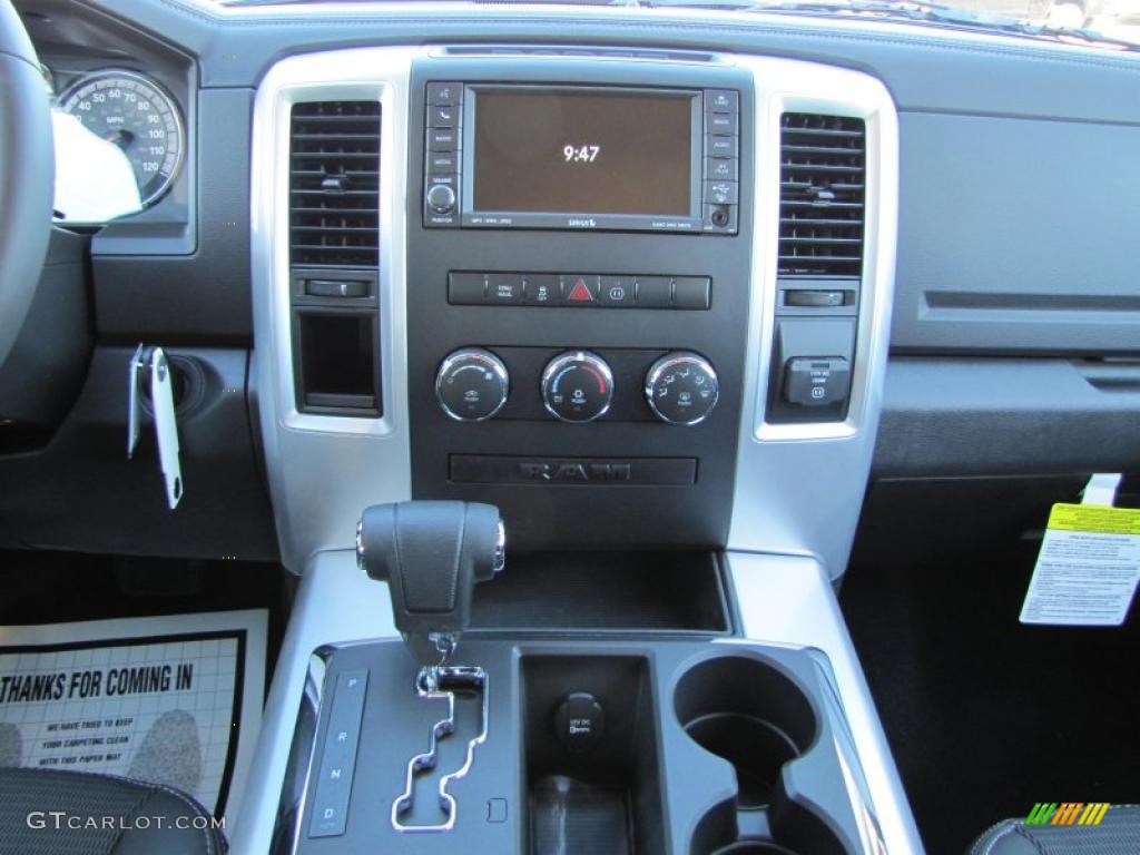 2011 Ram 1500 Sport Crew Cab - Brilliant Black Crystal Pearl / Dark Slate Gray photo #10