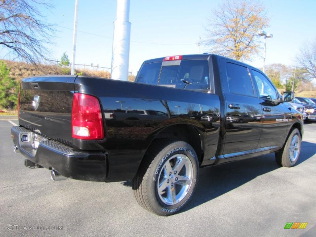 2011 Ram 1500 Sport Crew Cab - Brilliant Black Crystal Pearl / Dark Slate Gray photo #3
