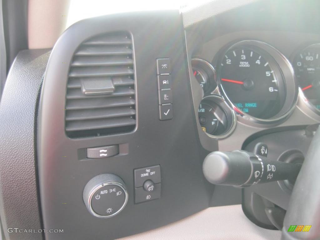 2008 Silverado 1500 LTZ Crew Cab 4x4 - Summit White / Light Titanium/Ebony Accents photo #11