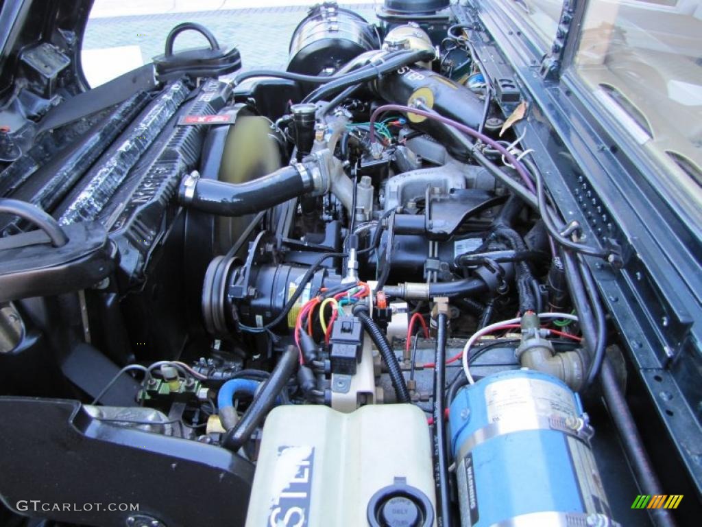 1993 Hummer H1 Hard Top 6.2 Liter OHV 16-Valve Diesel V8 Engine Photo #42342400