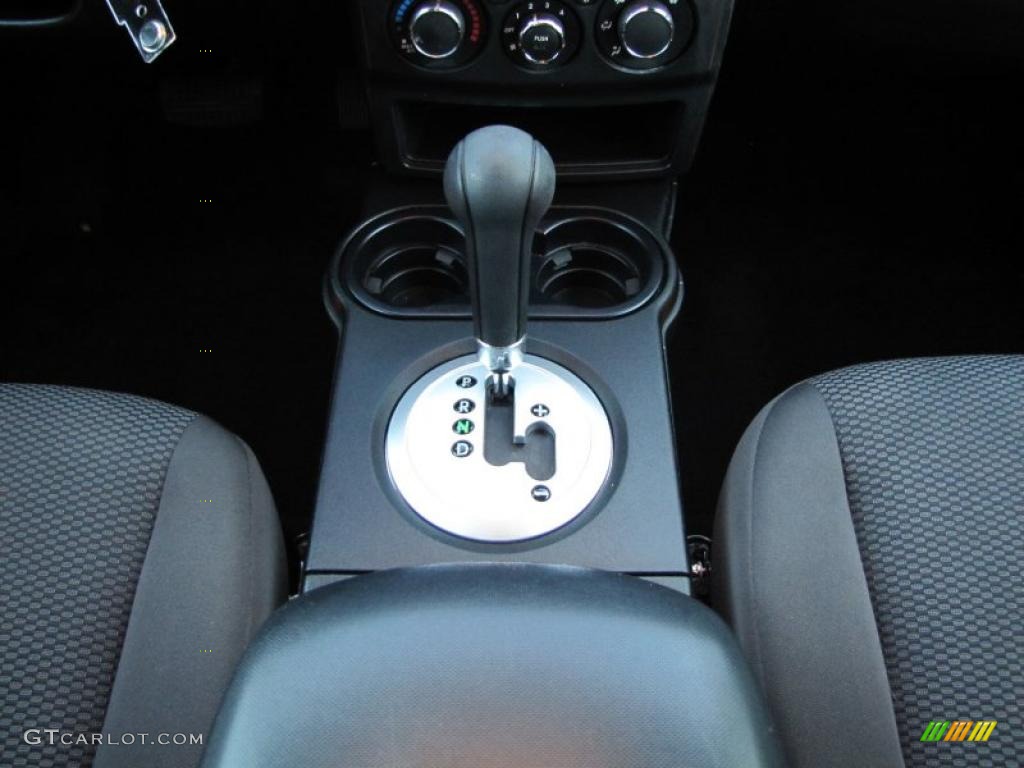2007 Mitsubishi Endeavor LS 4 Speed Sportronic Automatic Transmission Photo #42342783
