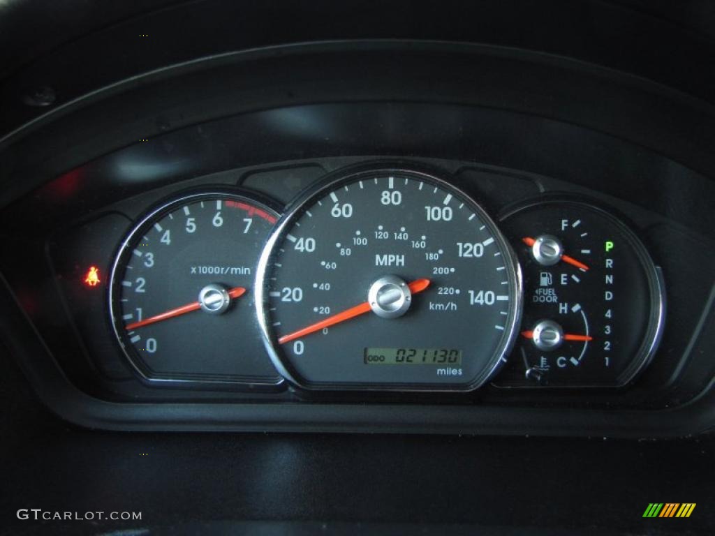 2007 Mitsubishi Endeavor LS Gauges Photo #42342815