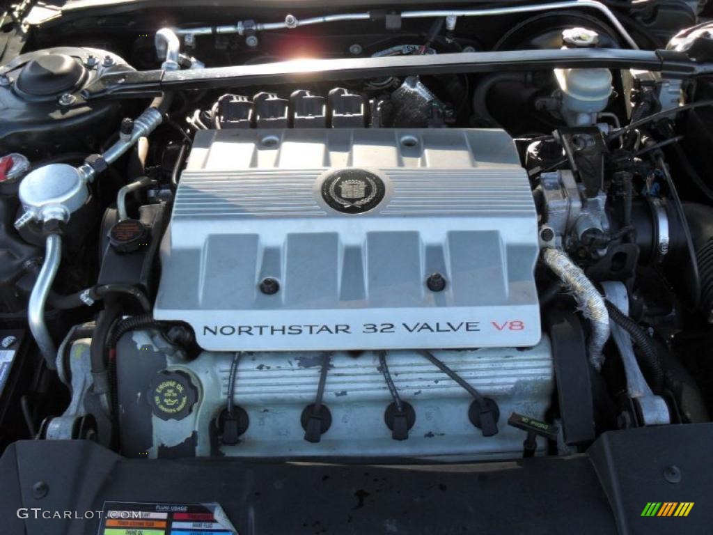 1997 Cadillac DeVille Sedan 4.6L DOHC 32-Valve V8 Engine Photo #42343969