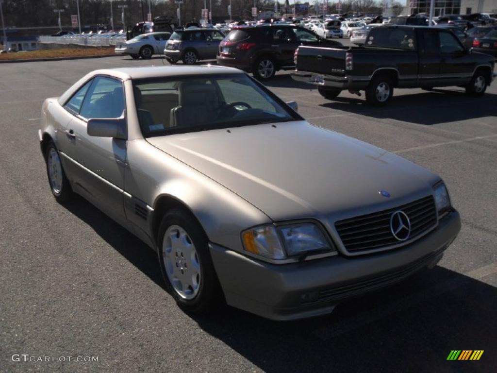 1995 SL 320 Roadster - Smoke Silver Metallic / Parchment Beige photo #5