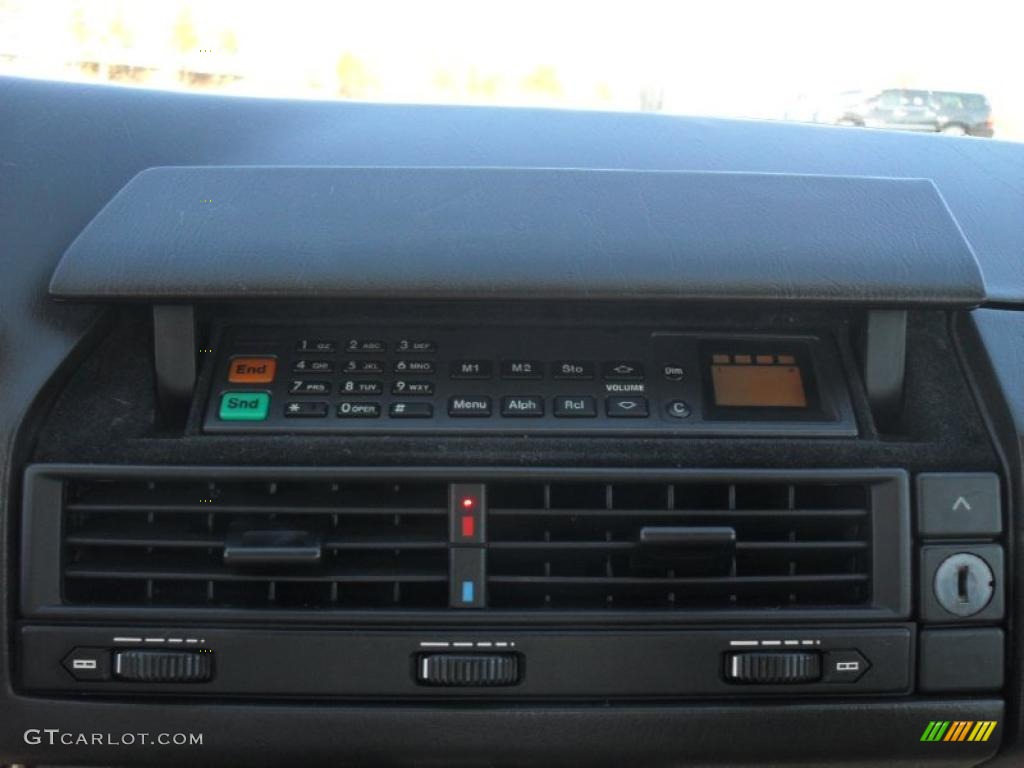1995 Mercedes-Benz SL 320 Roadster Controls Photo #42345536