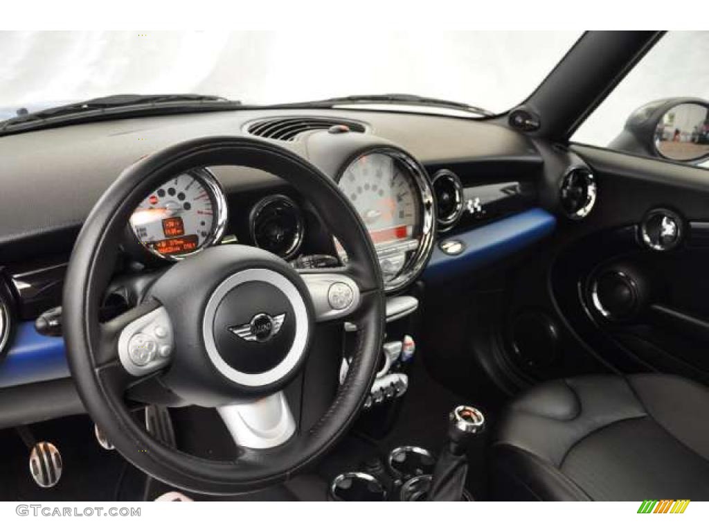 Punch Carbon Black Leather Interior 2010 Mini Cooper John Cooper Works Clubman Photo #42345984