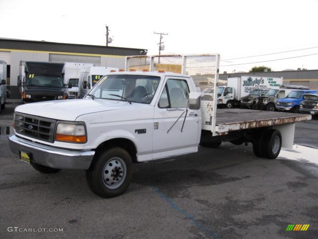 Oxford White 1997 Ford F350 XL Regular Cab Dually Stake Truck Exterior Photo #42349672