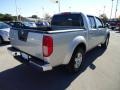 Radiant Silver - Frontier SE Crew Cab Photo No. 11