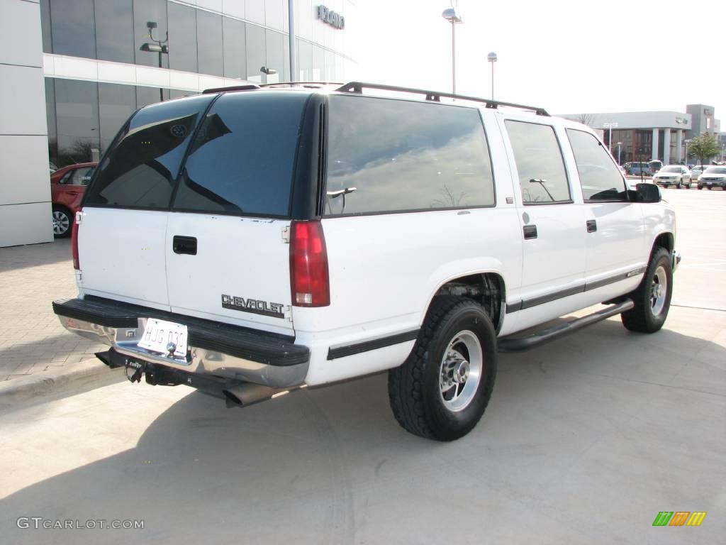 1994 Suburban C2500 - White / Denim Blue photo #7