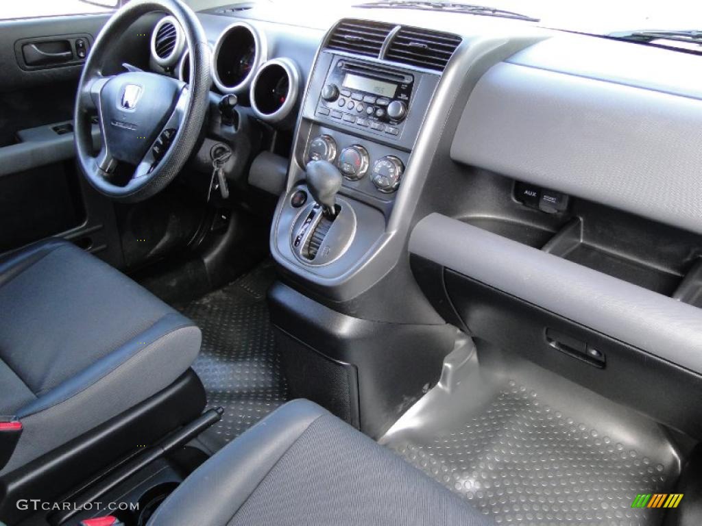 Black/Gray Interior 2005 Honda Element EX Photo #42353137