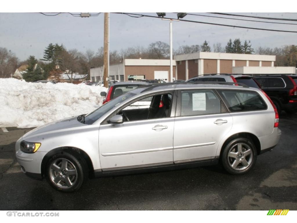 Silver Metallic 2005 Volvo V50 T5 AWD Exterior Photo #42355637