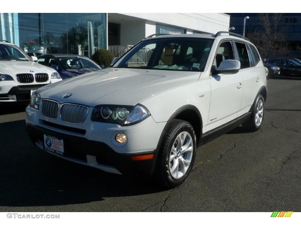 2010 X3 xDrive30i - Alpine White / Black photo #1