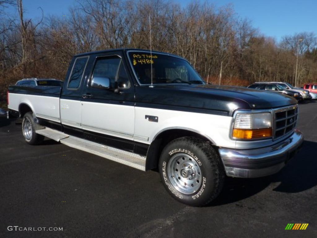 1996 F150 XLT Extended Cab - Silver Frost Metallic / Opal Grey photo #1