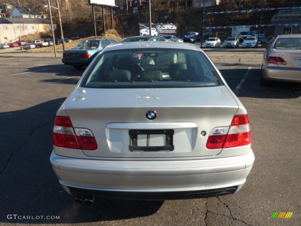 2003 3 Series 330xi Sedan - Titanium Silver Metallic / Black photo #3