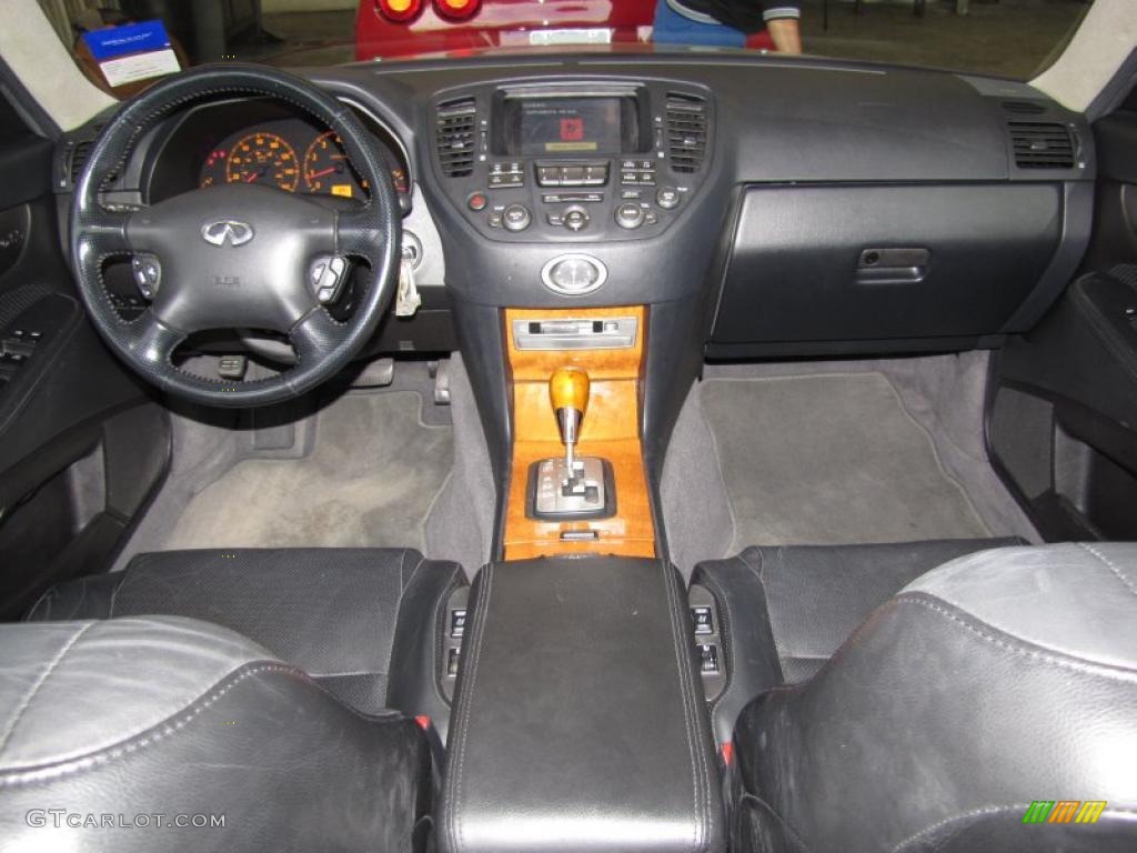 2003 Infiniti M 45 Sport Sedan Graphite Dashboard Photo #42366777