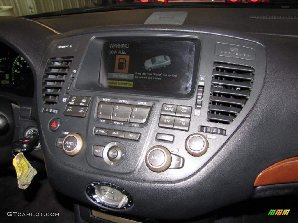 2002 Infiniti Q 45 Controls Photo #42368817