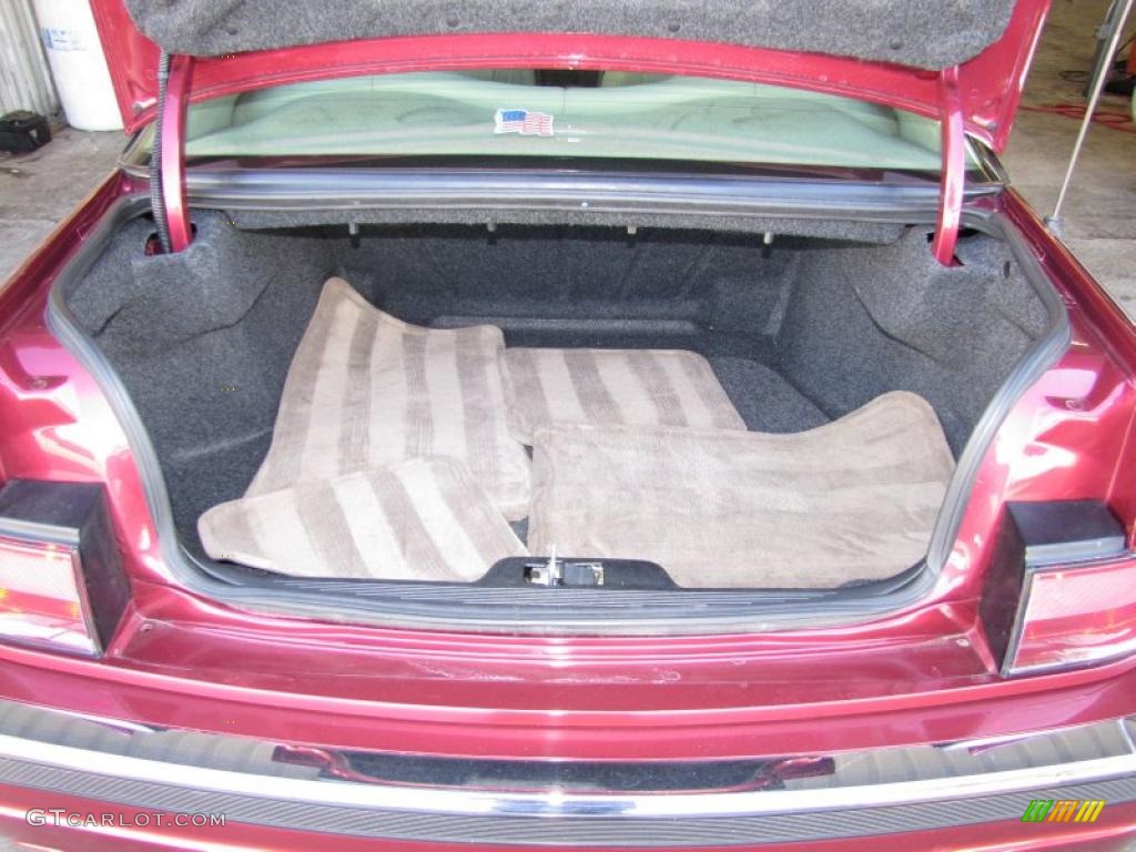 1997 Cadillac Seville SLS Trunk Photo #42371207