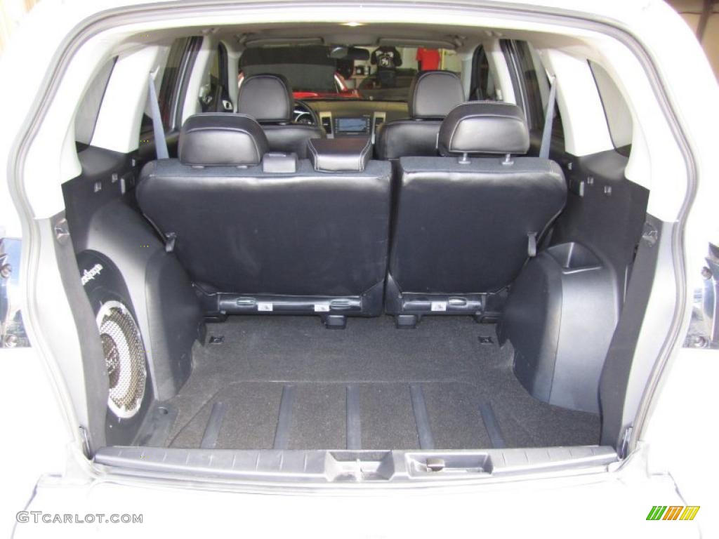 2009 Mitsubishi Outlander SE Trunk Photo #42371563