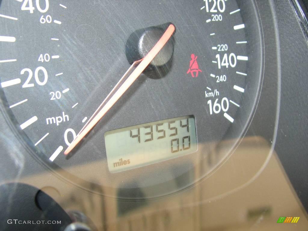 2005 Golf GLS TDI 4 Door - Indigo Blue Metallic / Beige photo #17