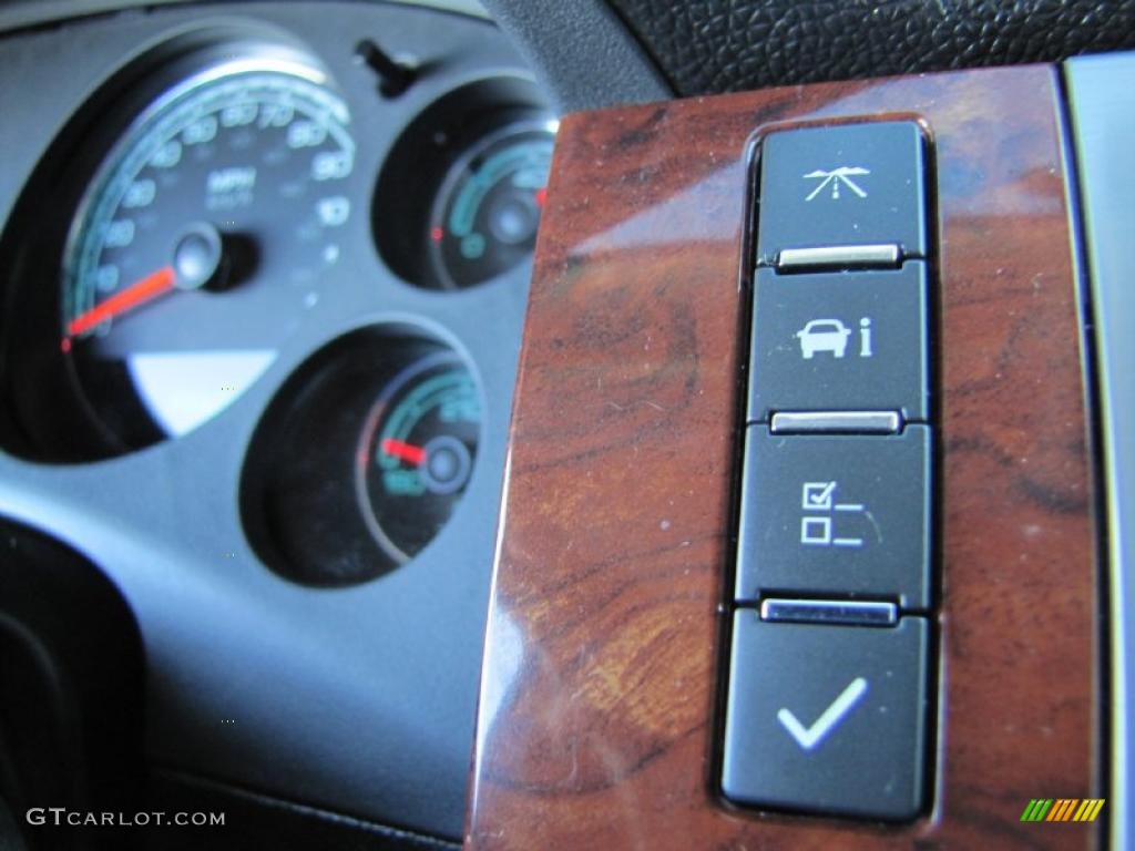 2009 Chevrolet Tahoe Hybrid 4x4 Controls Photo #42377575