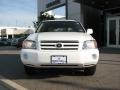 Super White - Highlander I4 Photo No. 2