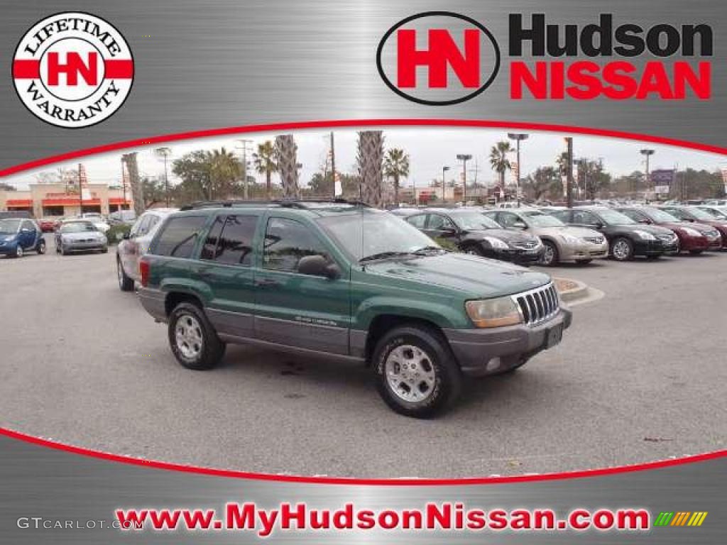 Everglade Green Pearl Jeep Grand Cherokee