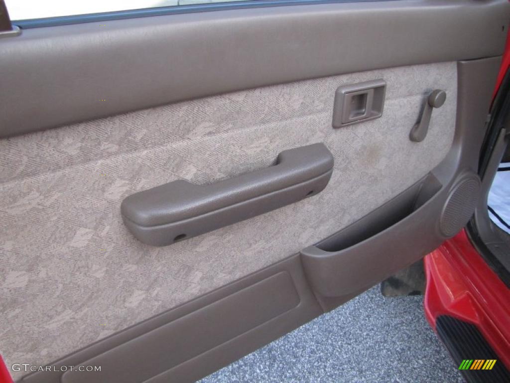 2000 Toyota Tacoma V6 PreRunner Extended Cab Oak Door Panel Photo #42381679