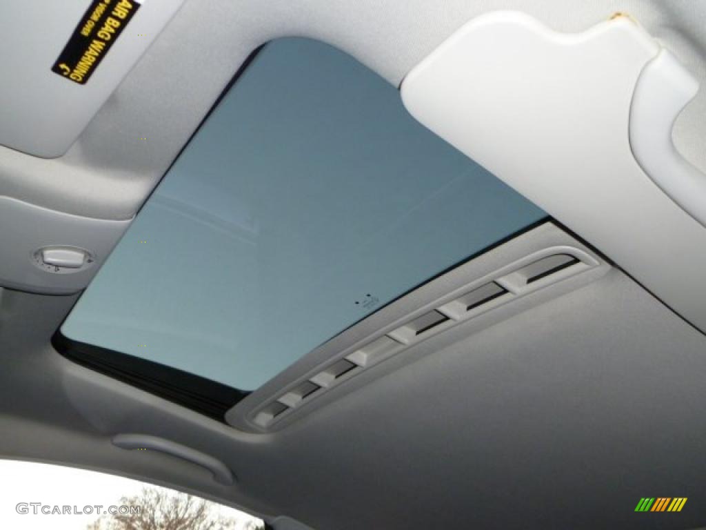 2006 Volkswagen New Beetle 2.5 Coupe Sunroof Photo #42384143
