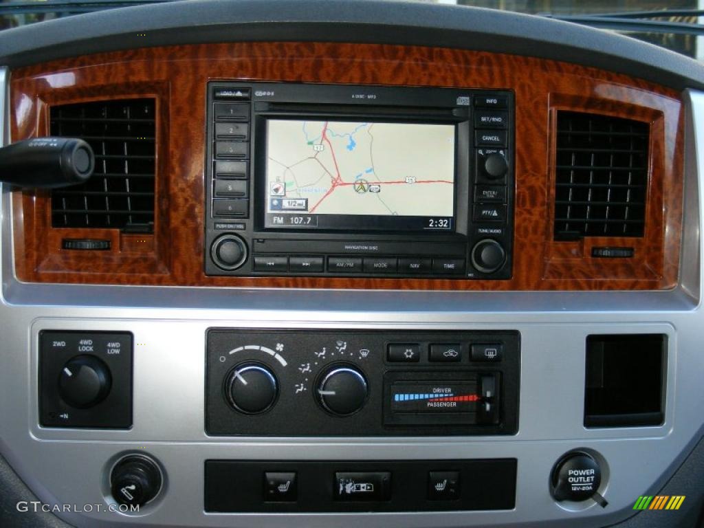 2007 Dodge Ram 3500 Laramie Quad Cab 4x4 Controls Photo #42385019