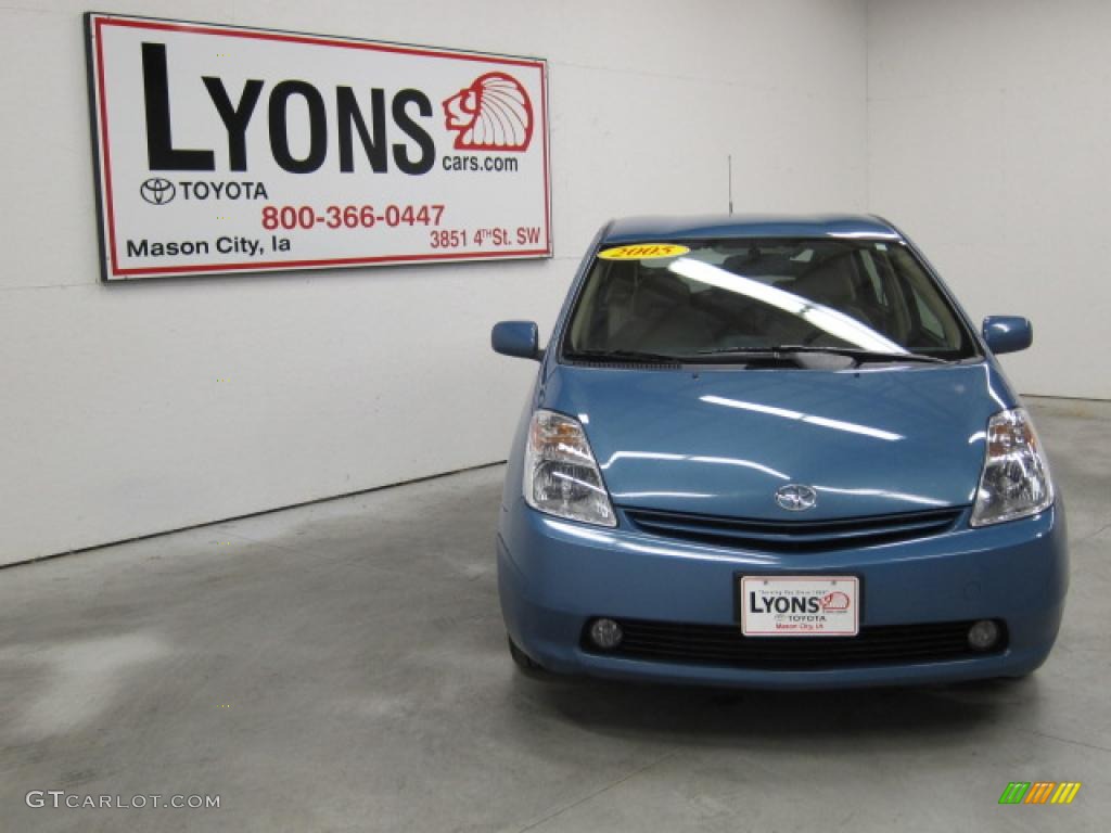 2005 Prius Hybrid - Seaside Blue Pearl / Gray/Burgundy photo #22