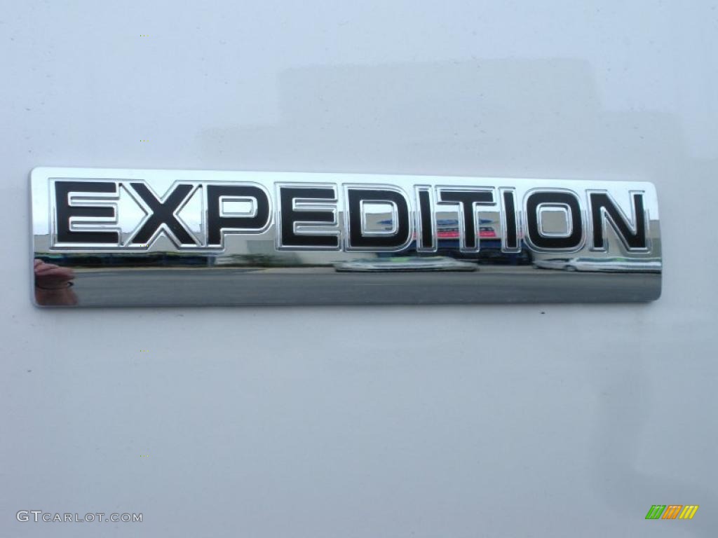 2011 Ford Expedition EL King Ranch Marks and Logos Photo #42386151