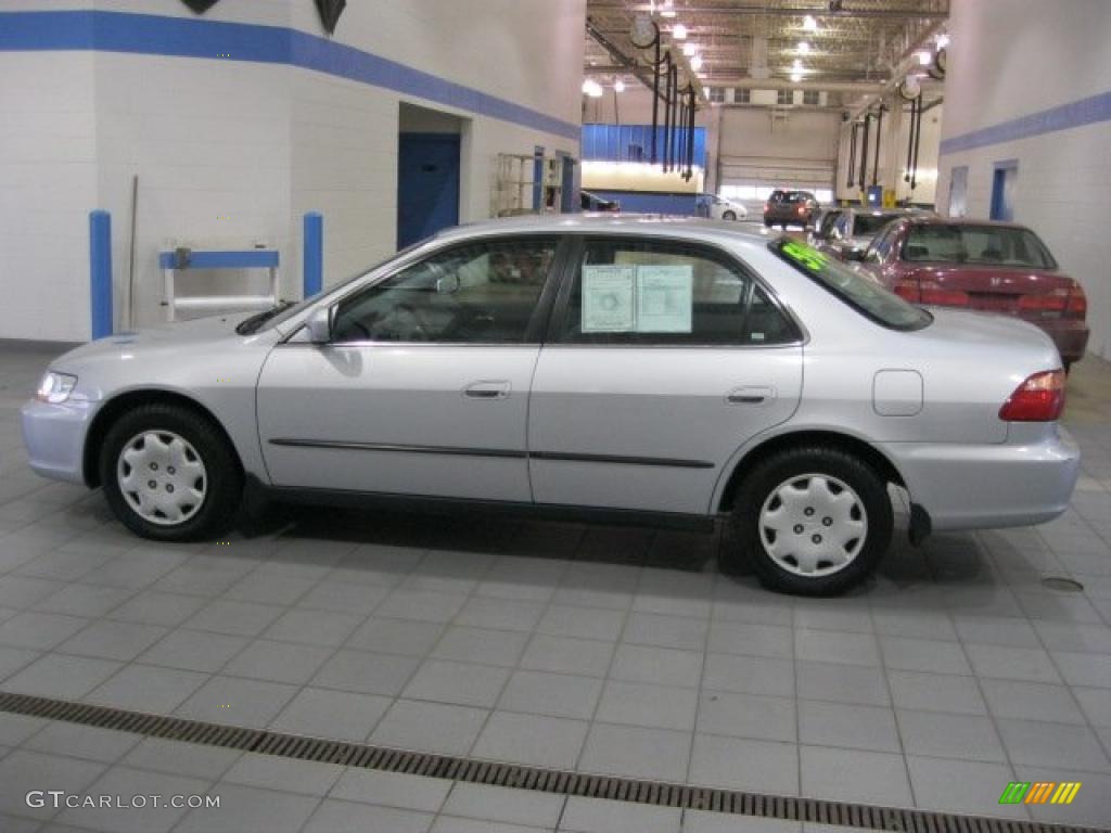 1999 Accord LX Sedan - Satin Silver Metallic / Lapis Blue photo #4