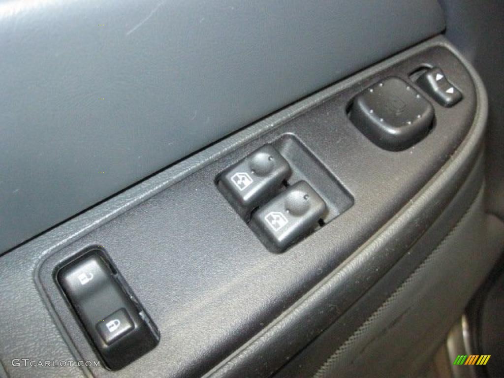 2006 Silverado 1500 Z71 Extended Cab 4x4 - Graystone Metallic / Dark Charcoal photo #18