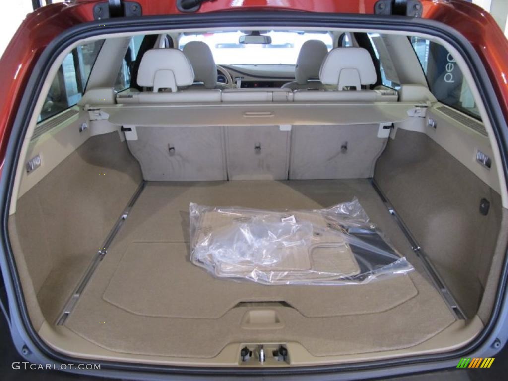 2011 Volvo XC70 3.2 Trunk Photo #42389551