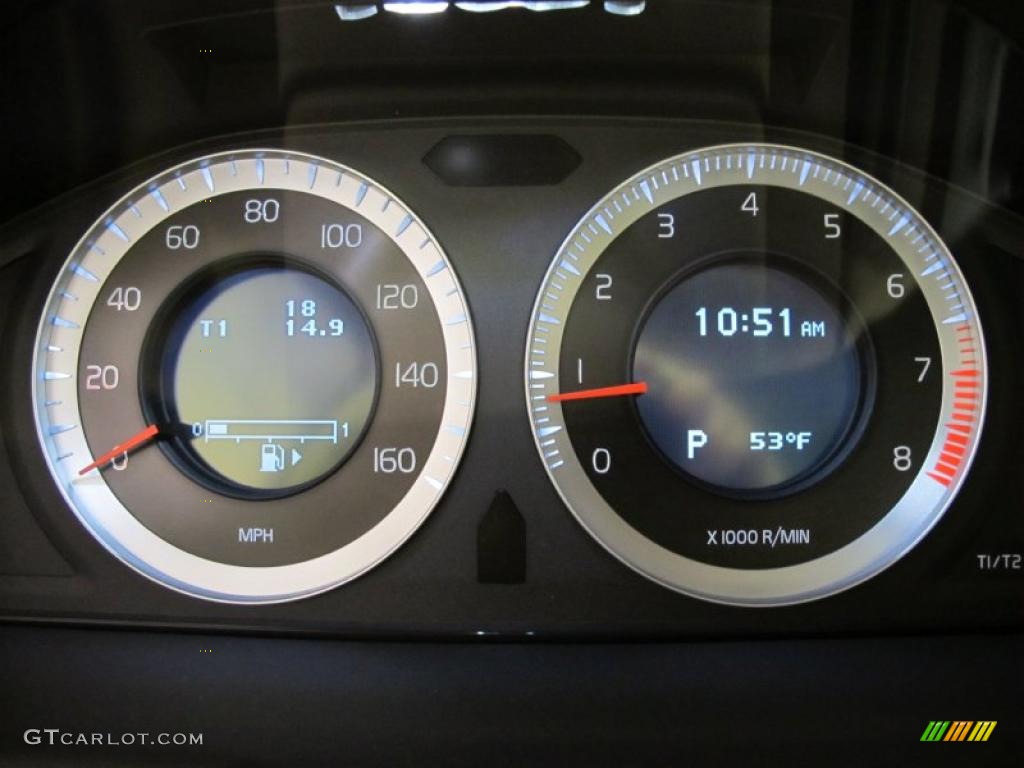 2011 Volvo XC70 3.2 Gauges Photo #42389701
