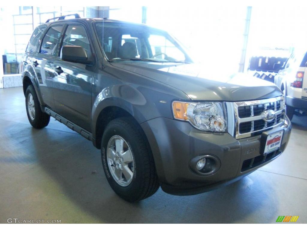 2011 Escape XLT V6 4WD - Sterling Grey Metallic / Stone photo #2