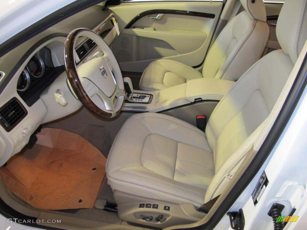 Sandstone Beige Interior 2011 Volvo S80 3.2 Photo #42390359