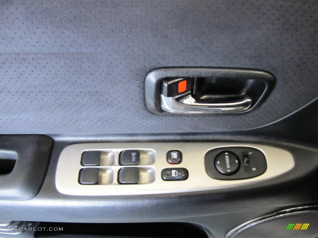 2004 Lexus IS 300 Controls Photo #42393268
