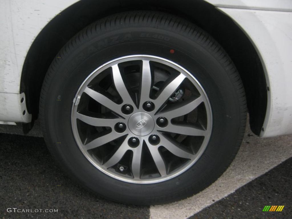 2011 Kia Sedona EX Wheel Photo #42393539