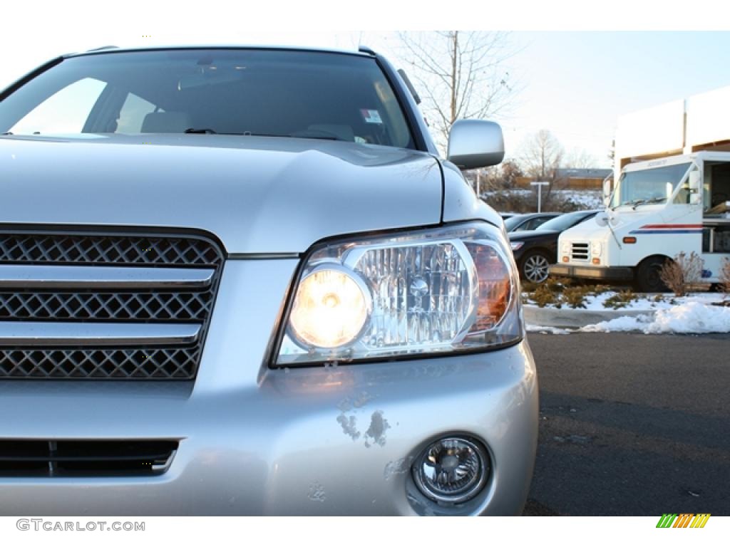 2007 Highlander Hybrid 4WD - Millenium Silver Metallic / Ash Gray photo #33