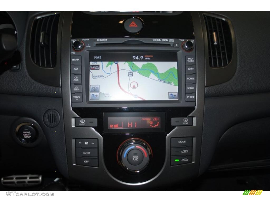 2011 Kia Forte Koup SX Controls Photo #42396463
